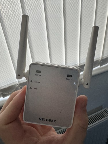 Netgear ex2700 plug wifi - netgear,