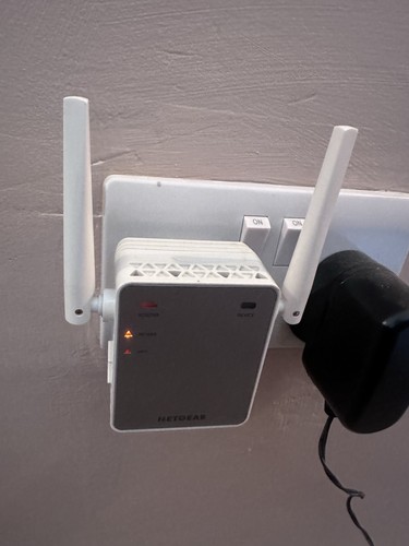 Netgear ex3700 100uks ac750 - ex3700-100uks,